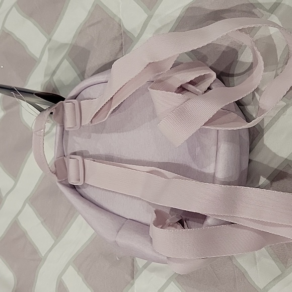 Reebok mauve mini backpack new with tags - Picture 4 of 4